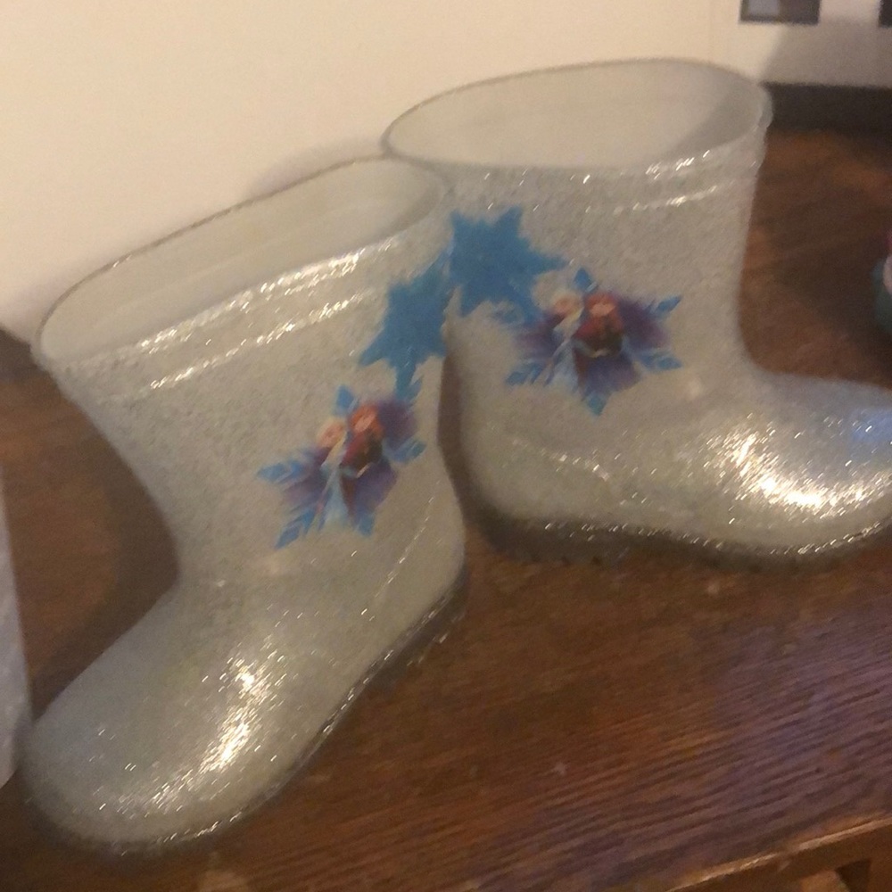 Girls rain boots